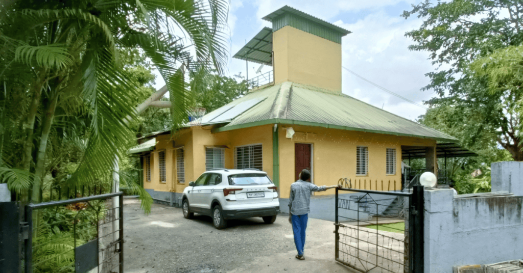 Girivan Mulshi Villa at Lakshmi Holiday Home surrounded by greenery and peaceful nature near Mulshi